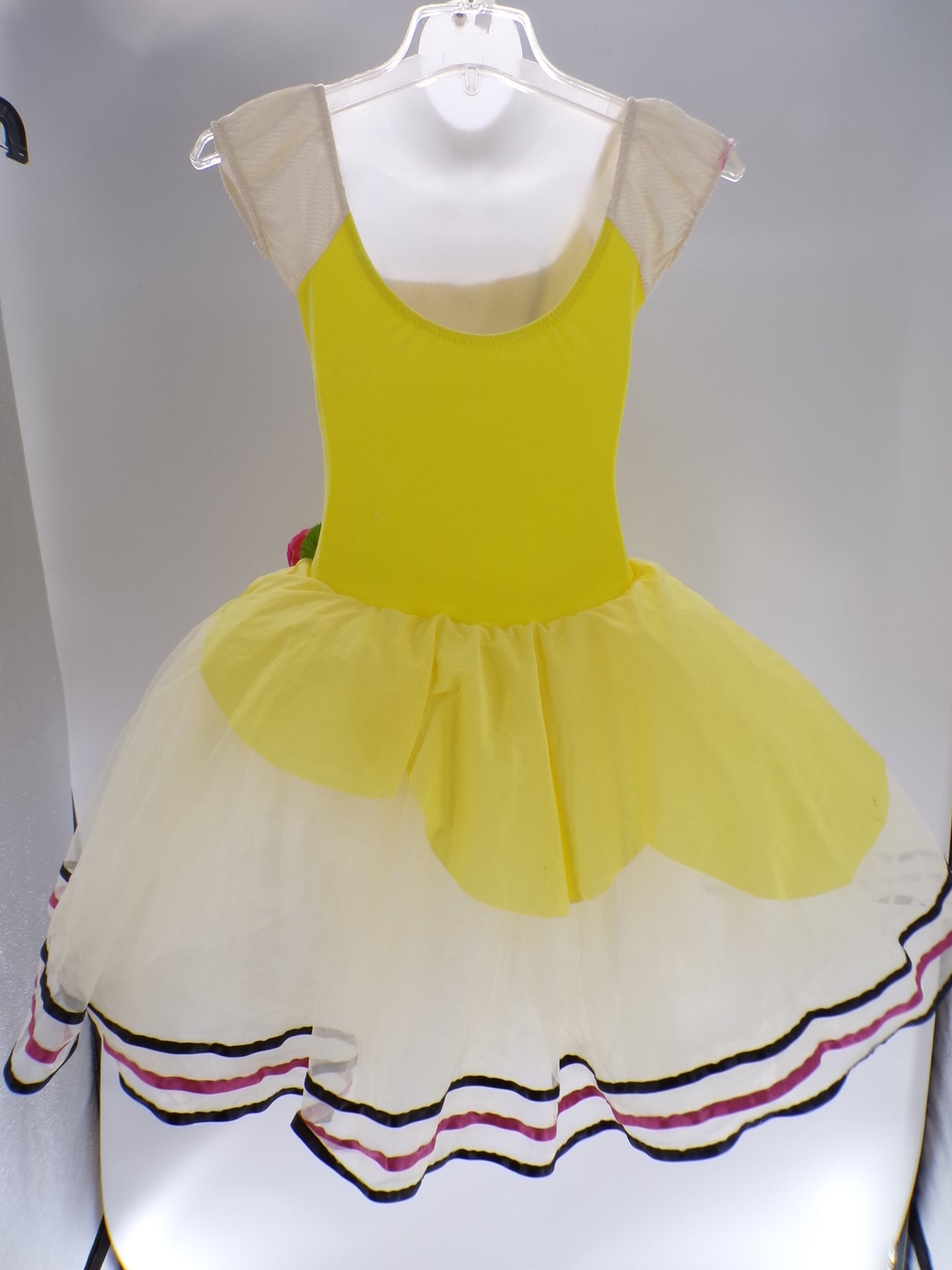 Pre-Owned Costume Curtain Call  C191 Large Child Yellow  Ballet