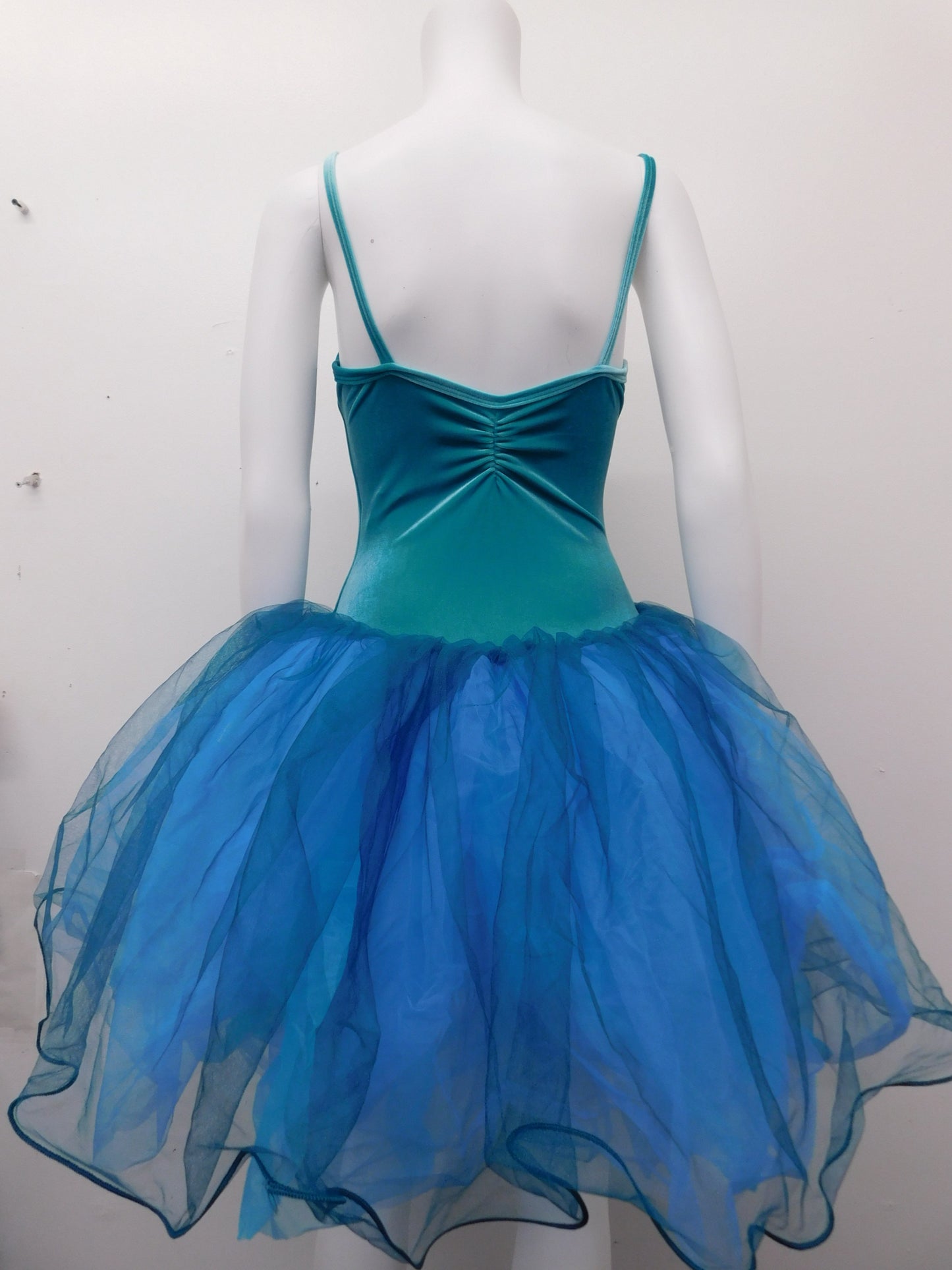 Pre-Owned Costume Curtain Call E1666 Small Adult Turquoise Tutu Ballet