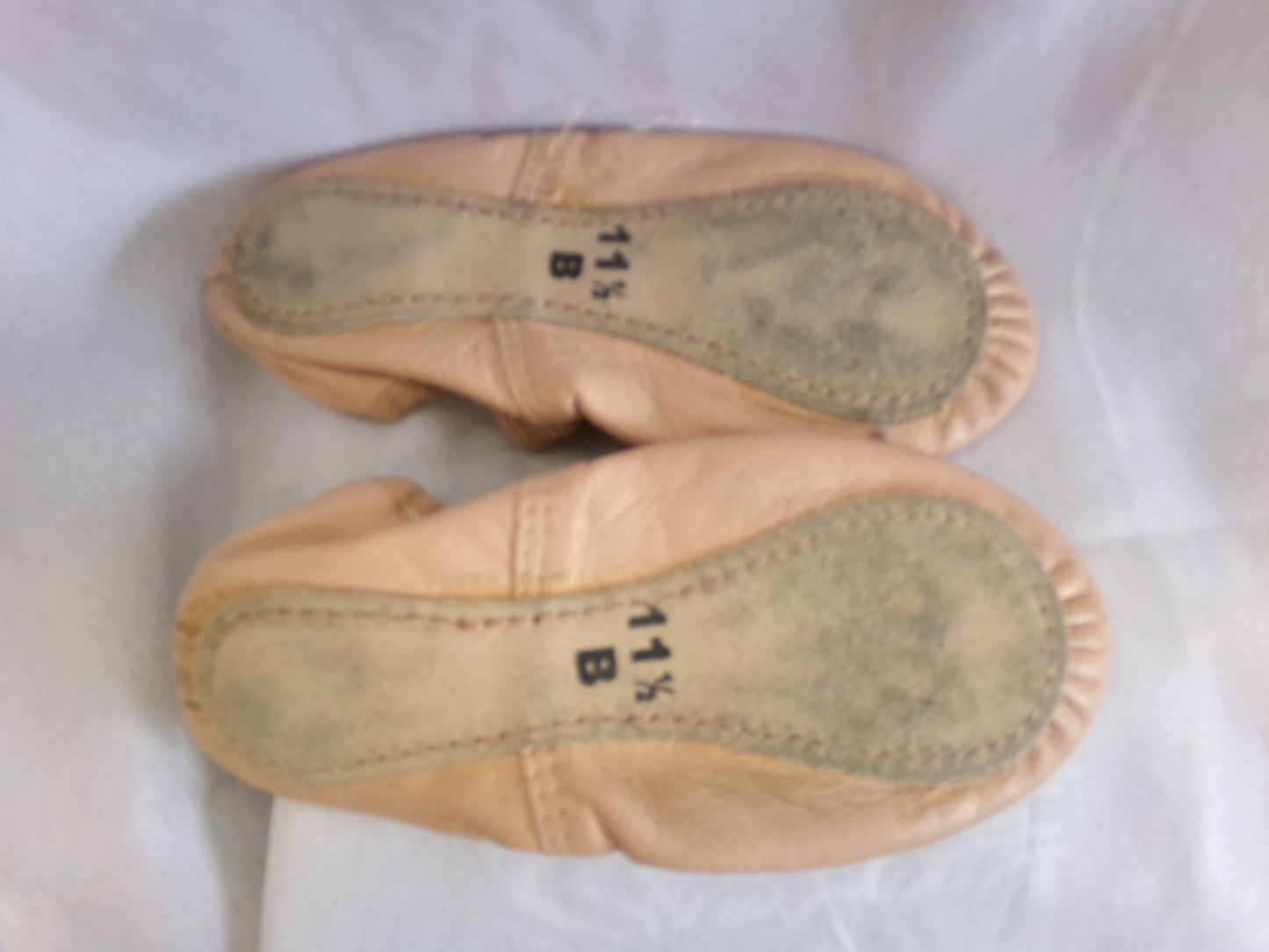 Pre-Owned Ballet Shoes Dancing Fair Big Kids 11.5B Leather Full Sole