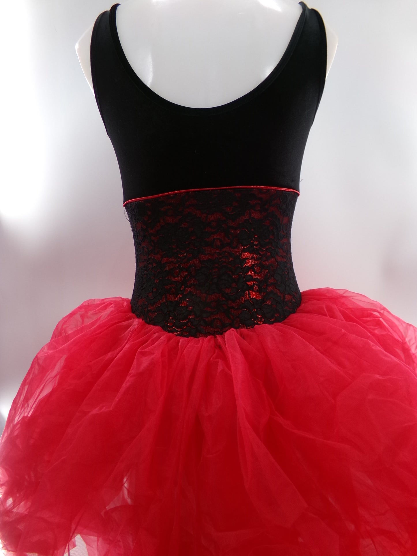 Pre-Owned Costume Medium Adult Red Curtain Call E2302 Ballet Pointe YAGP Lace Tutu Floral