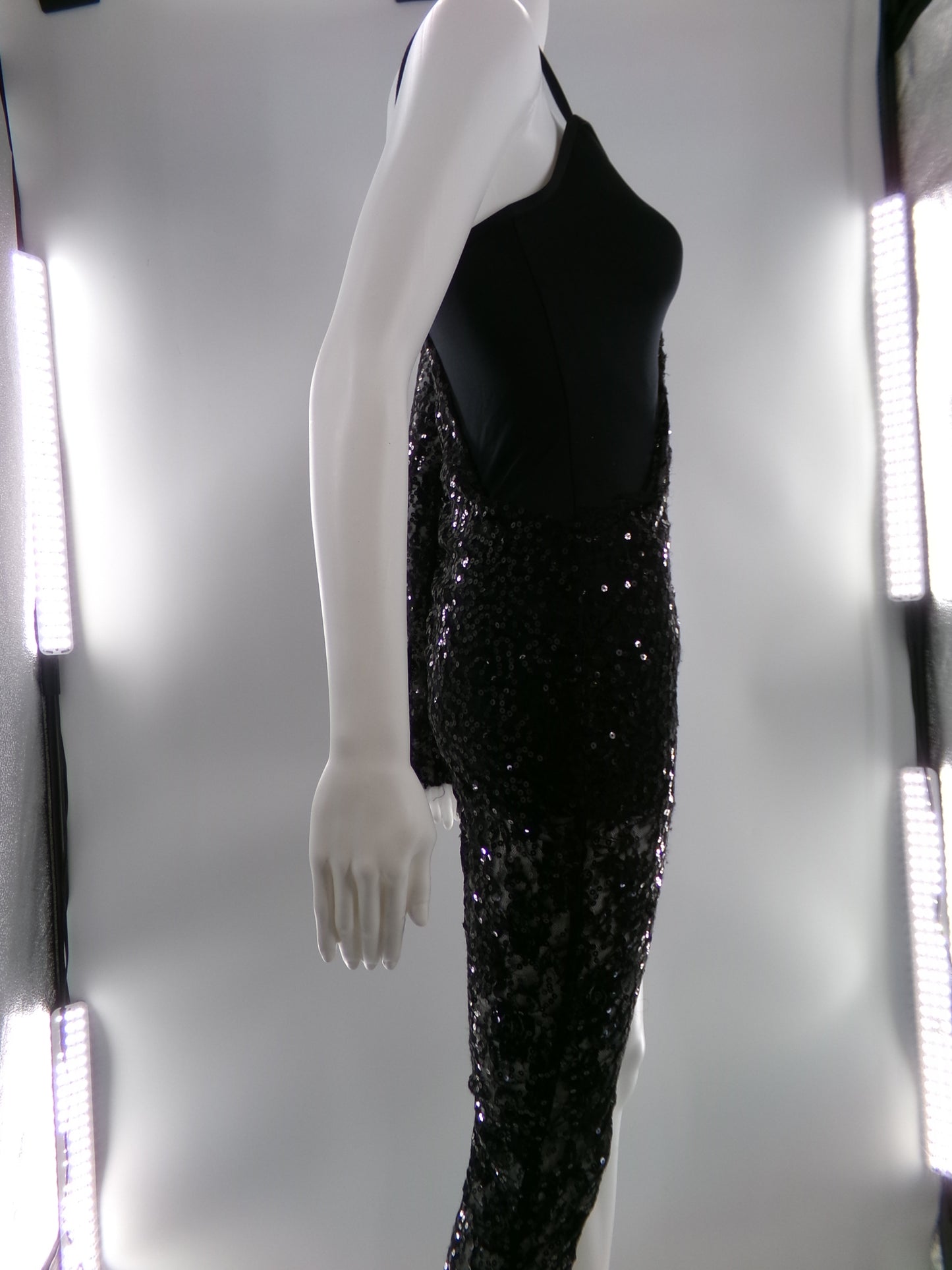 Pre-Owned Costume Medium Adult Black Weissman 8235 Jazz Acro Baton Contemporary Asymmetrical Sequin Unitard