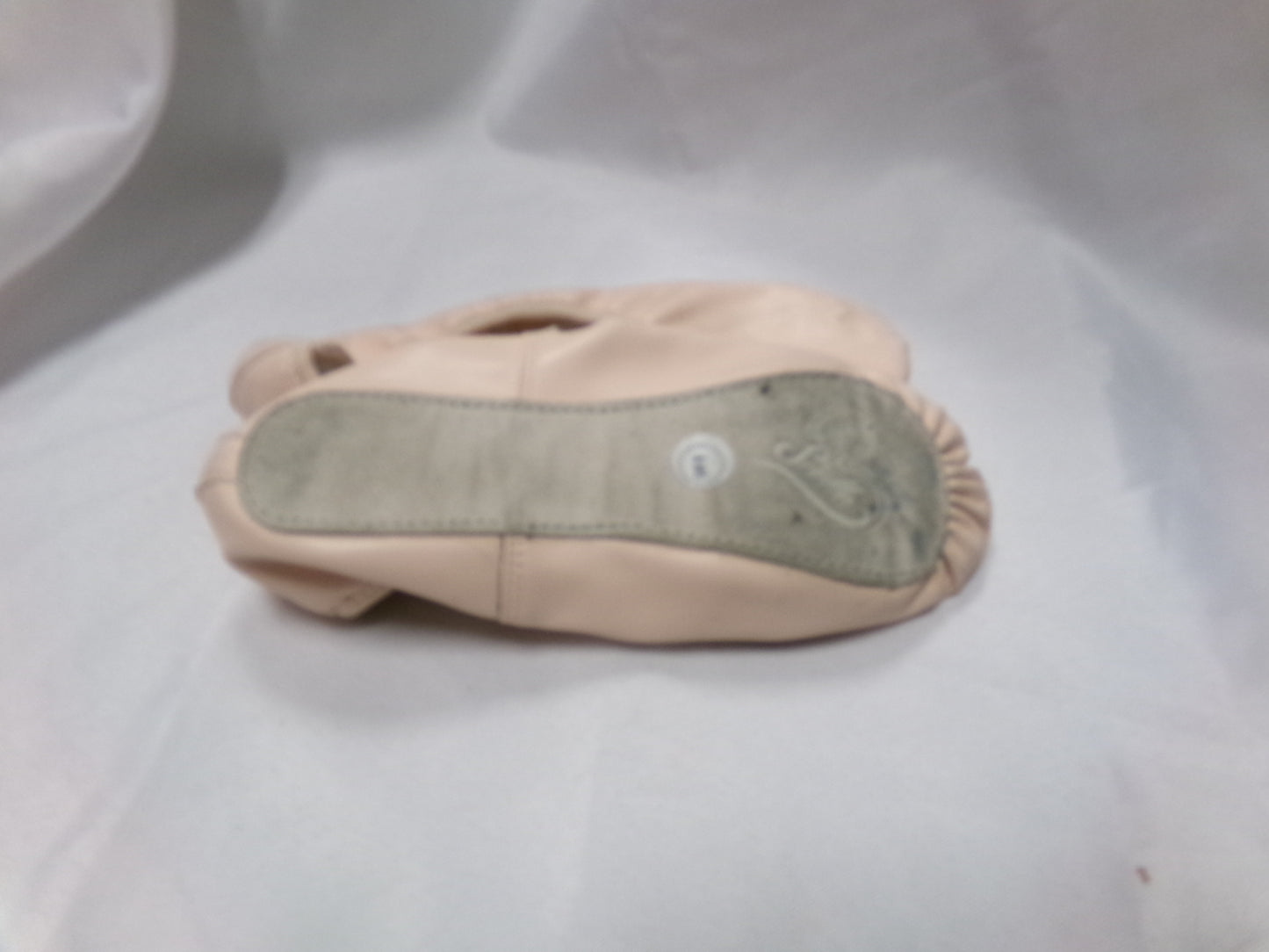 Pre-Owned Ballet Shoes Stelle Adult 4 M Leather Double Strap Full Sole