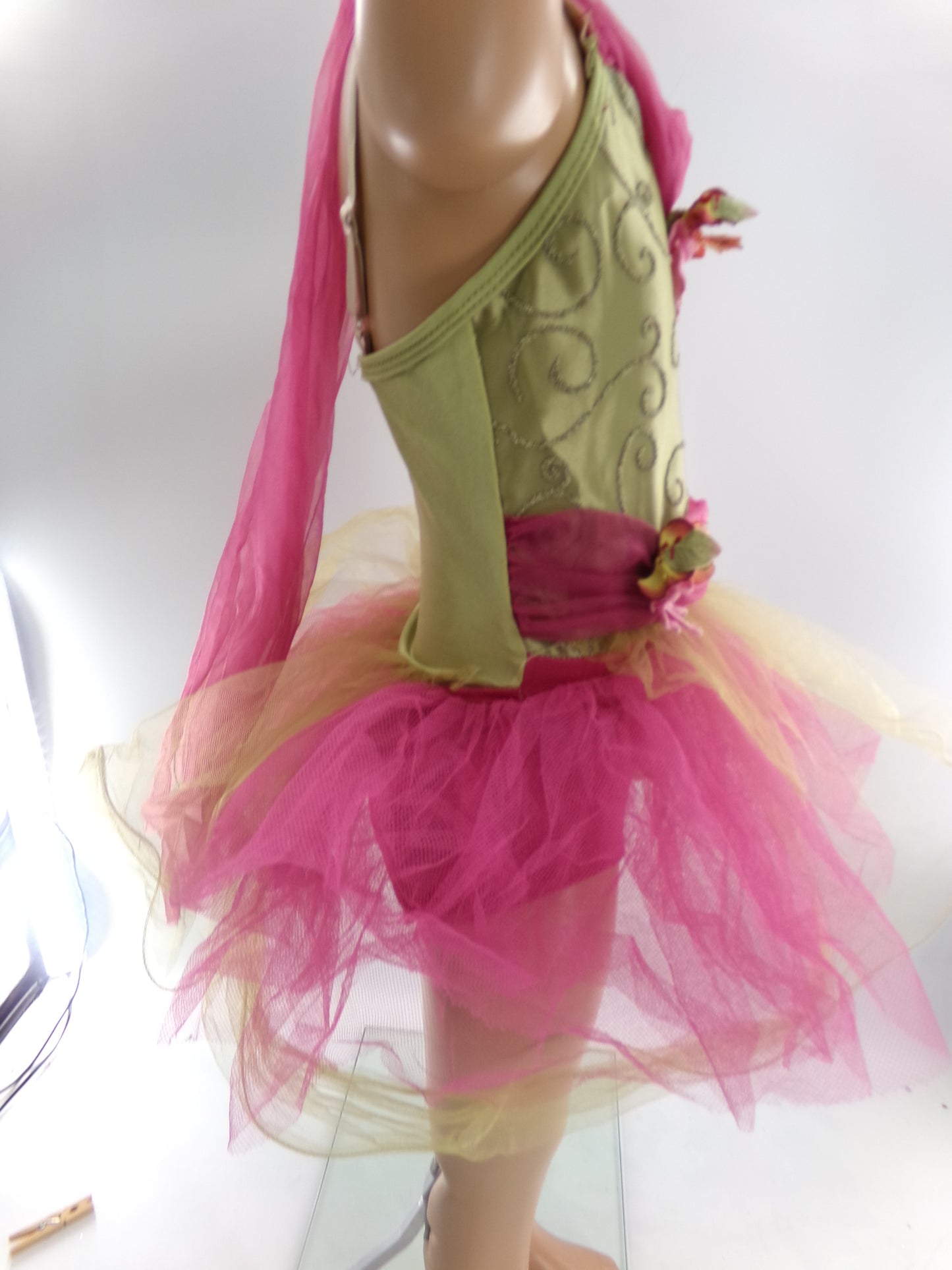 Pre-Owned Costume Small Child Green Curtain Call E1393 Ballet Dress Up Pageant Satin Floral Beading Tutu