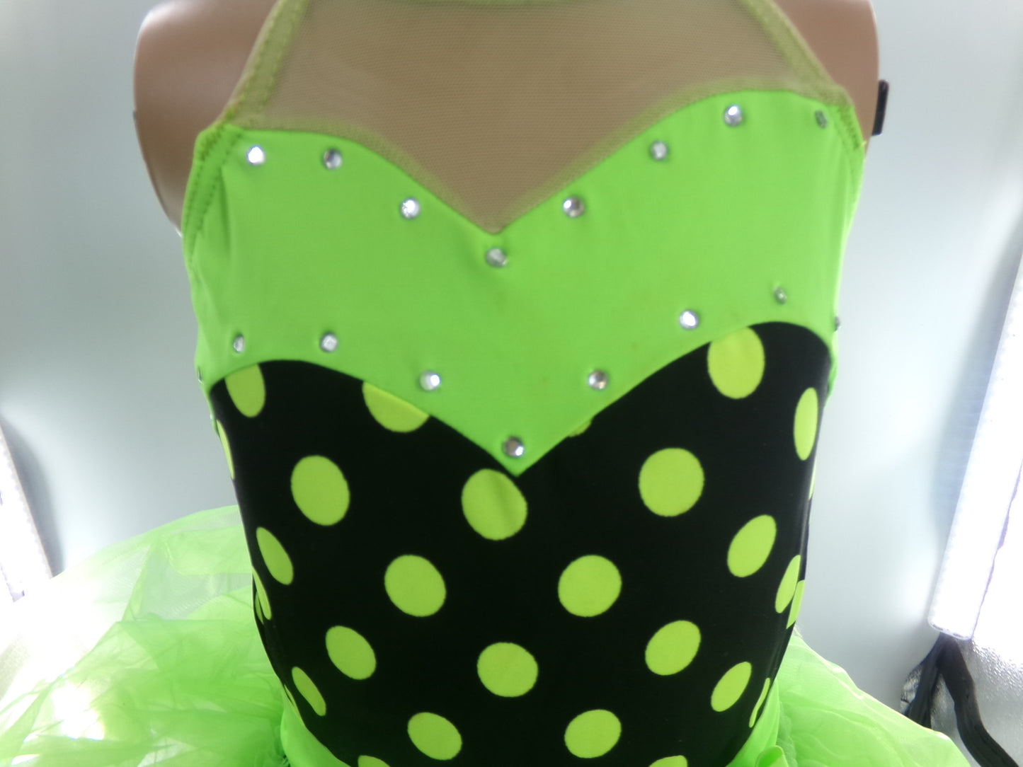 Pre-Owned Costume Small Child Green Weissman 4075 Tap Jazz Clogging Musical Theater Polka Dots Dress