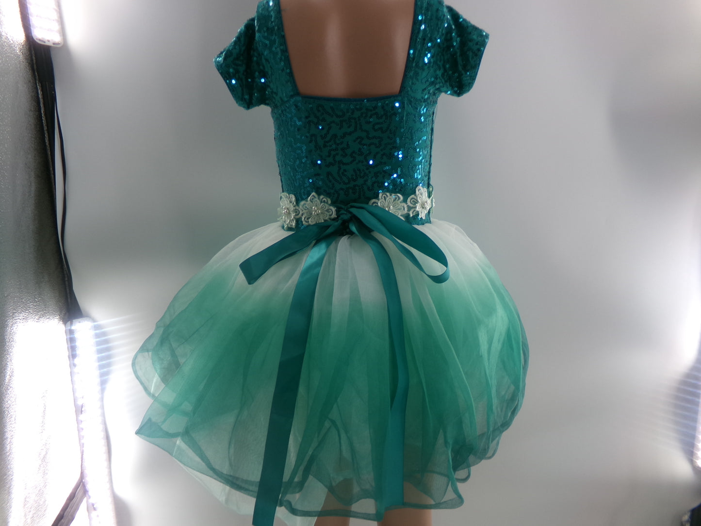 Pre-Owned Costume Small Child Green Curtain Call E1962 Ballet Tap Pageant Tutu Sequin Ombre