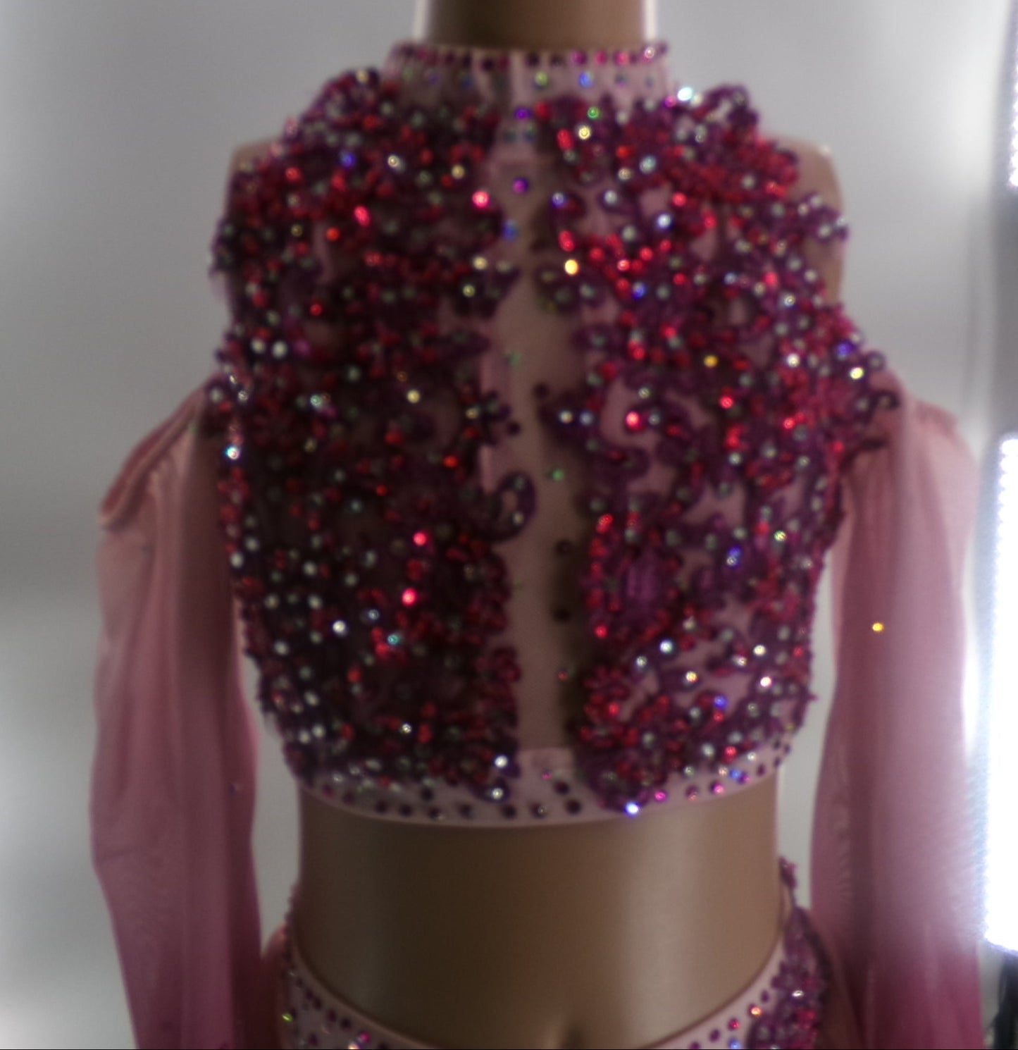 Pre-Owned Costume Medium Child Pink Glamour Lyrical Contemporary Ballet 2 pc Rhinestone Long sleeve