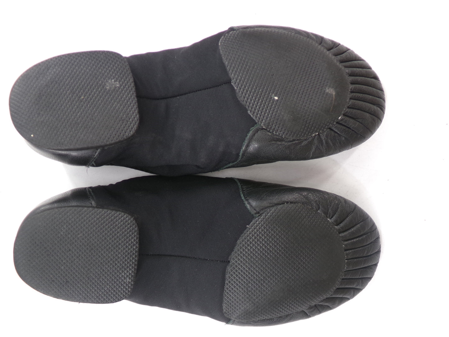 Pre-Owned Jazz Shoes DanzNMotion Youth 4M Leather Pull On Split Sole