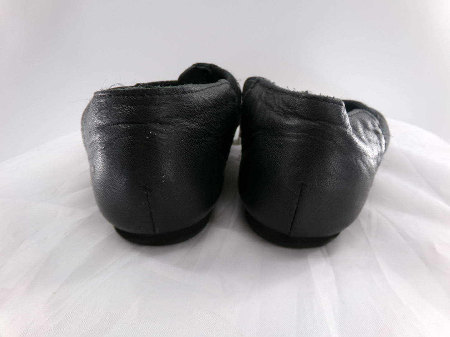 Pre-Owned Jazz Shoes DanzNMotion Black Adult 7M Stretch Leather Pull On Split Sole