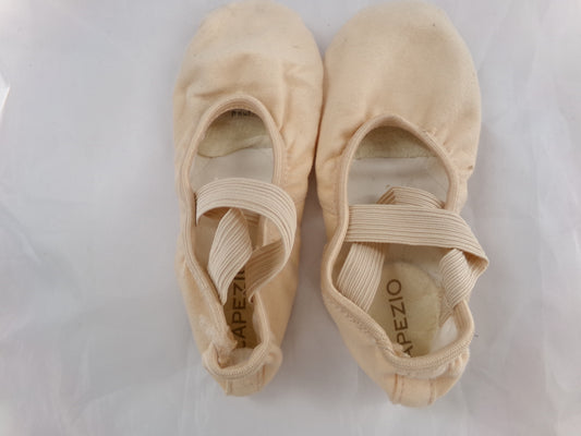 Pre-Owned Ballet Shoes Capezio Child 12.5M No Tie Drawstring Canvas Crossing Straps Split Sole