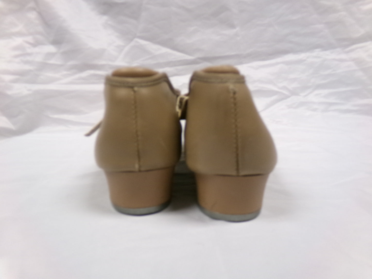 Pre-Owned Tap Shoes Danshuz 753 Adult 6.5M Tan Mary Jane Buckle