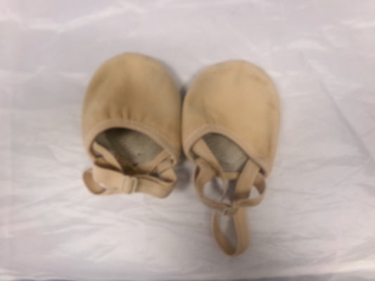 Pre-Owned Pirouette Turners Stretch Canvas Size Medium Contemporary Modern