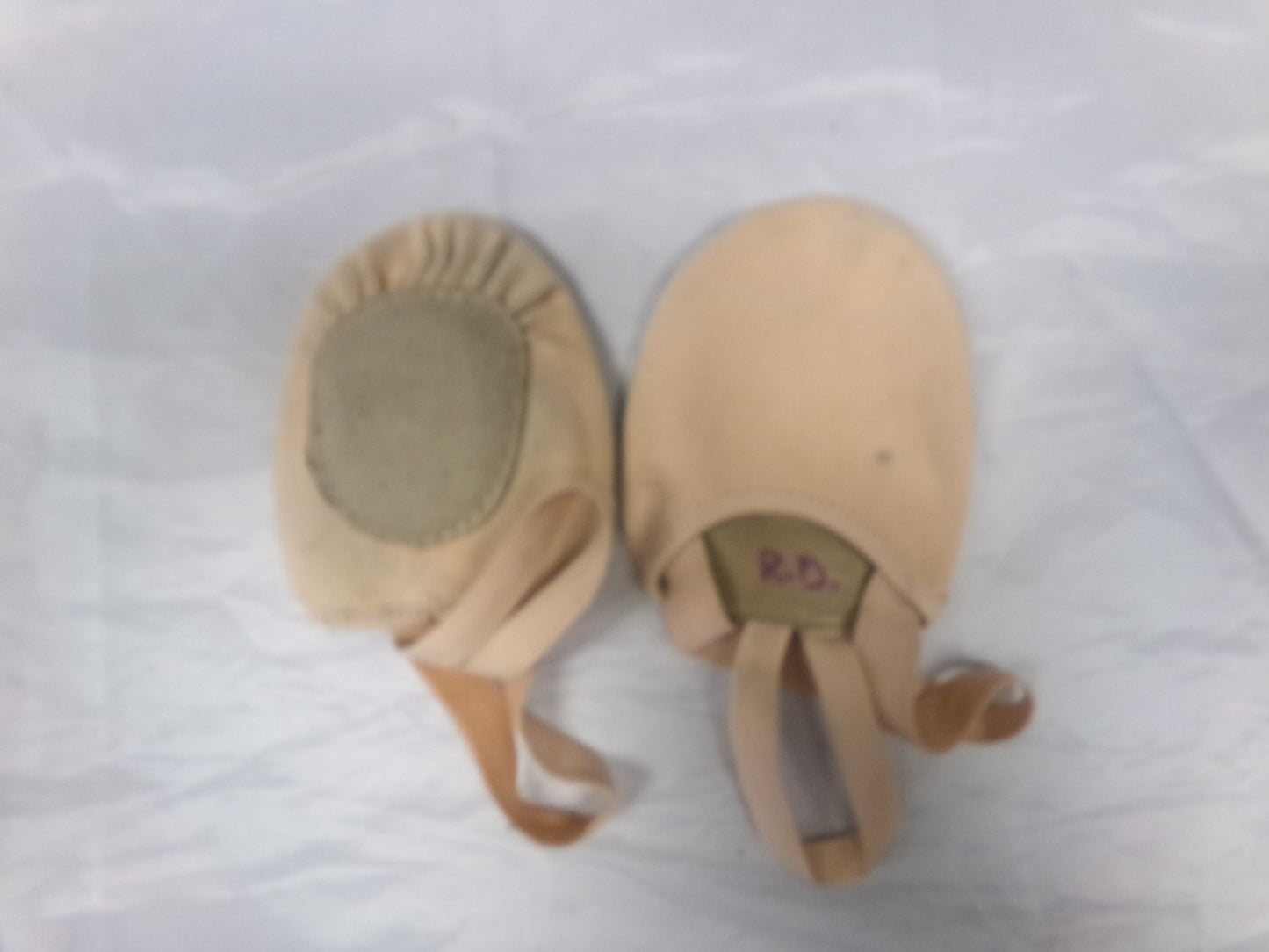 Pre-Owned Contemporary Lyrical Shoes Danz N Motion Large Turner Pirouette Canvas Elastic Suede (Copy)