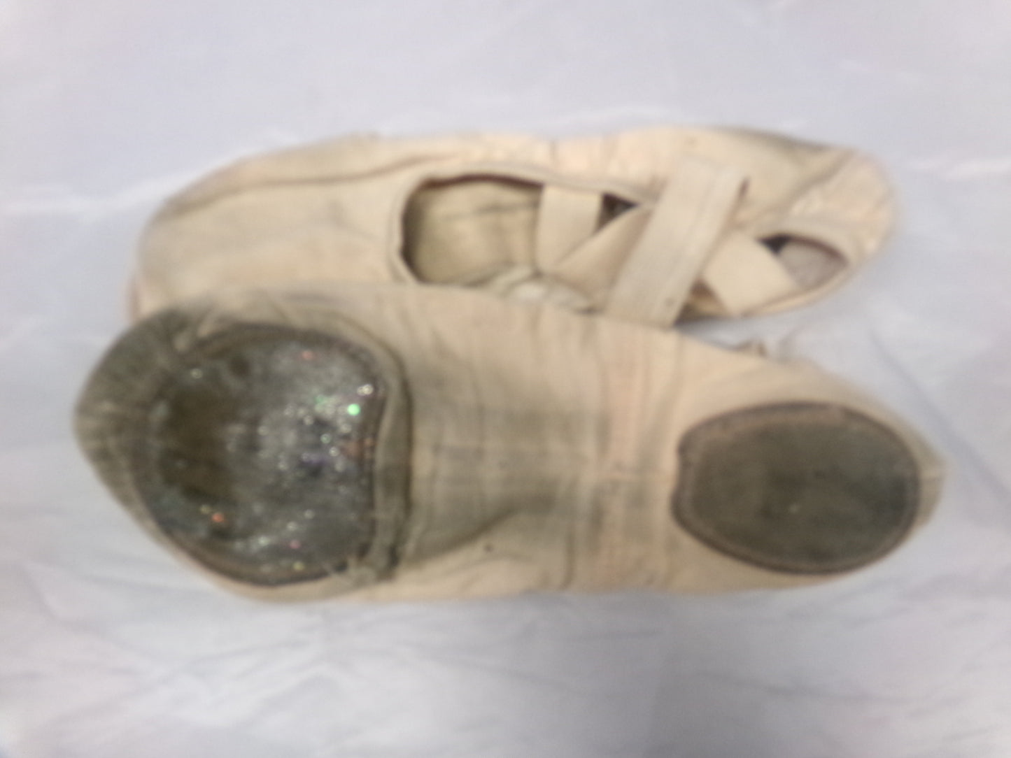 Pre-Owned Ballet Shoes So Danca SD16 8.5A Adult Canvas Crossing Straps Split Sole