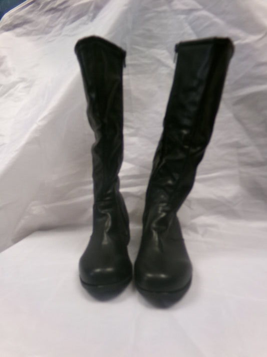 Pre-Owned Parade Shoes Gotham Black 7.5M Knee High Zip Up Rubber Soles
