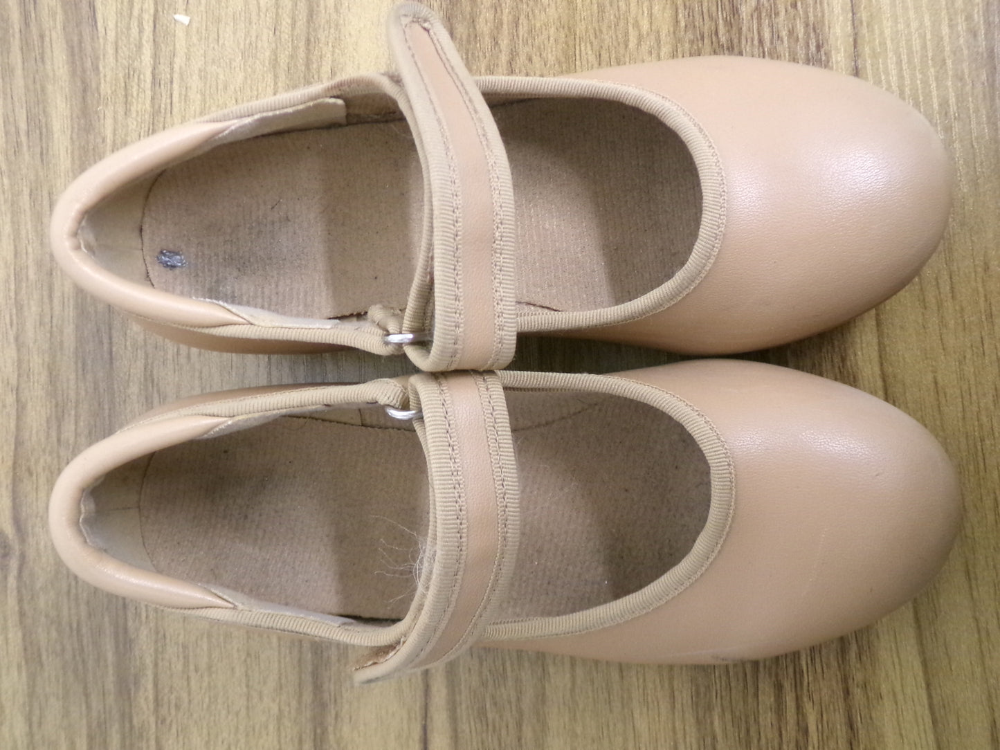 Pre-Owned Dance Tap Shoes Stelle Kids 12M Mary Jane easy Strap Tan