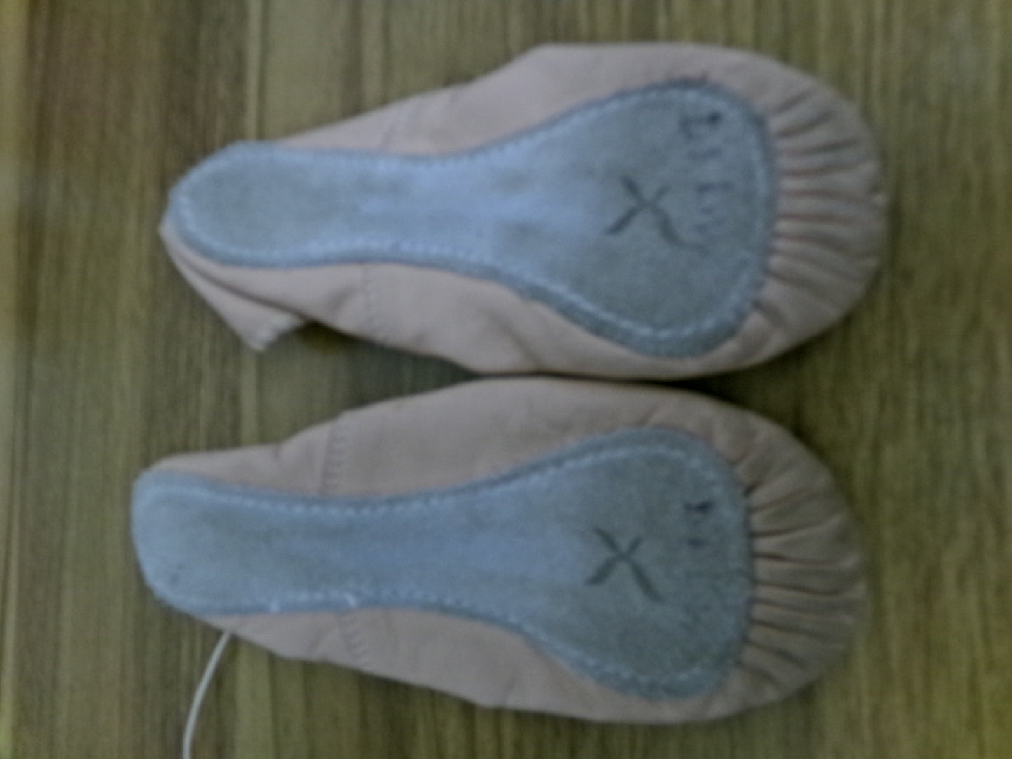 Pre-Owned Ballet Shoes Pink Capezio 205C Daisy Child 12.5M Leather Strap Full Sole