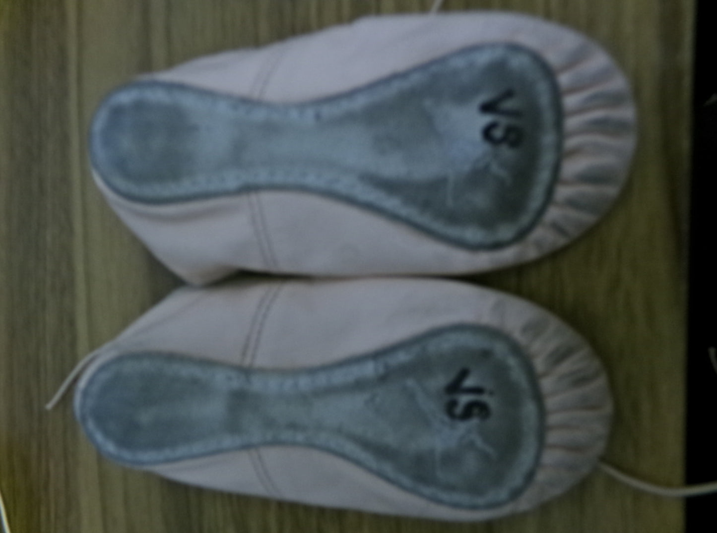 Pre-Owned Ballet Shoes Pink Capezio 205C Daisy Child 8.5M Leather Strap Full Sole
