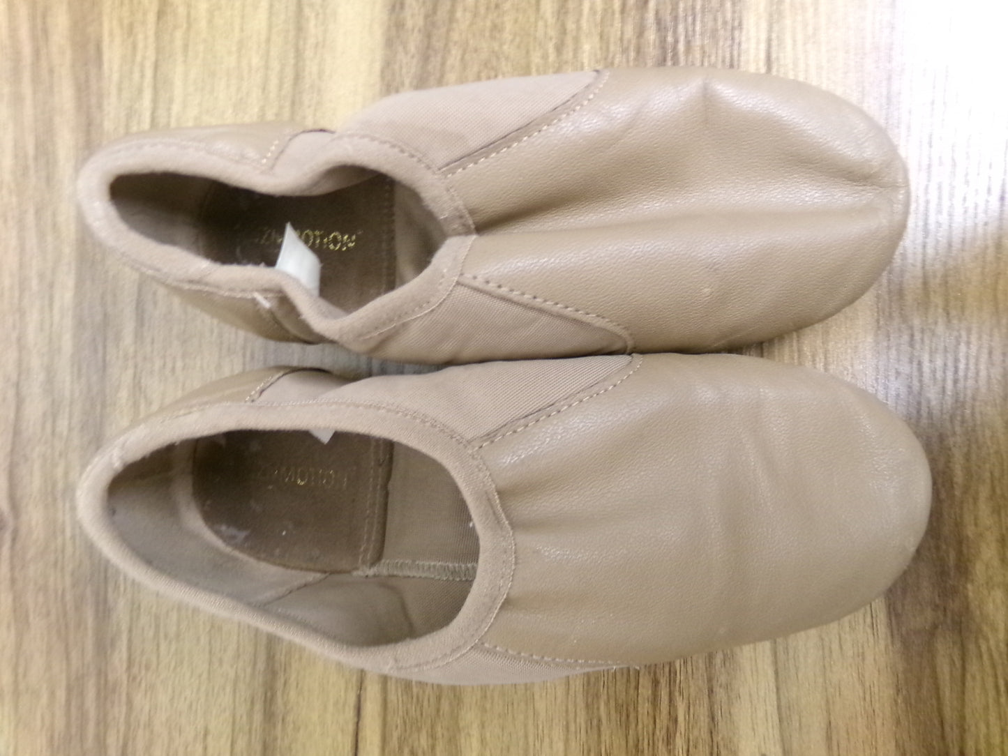Pre-Owned Jazz Shoes DanzNMotion Kids 5M Slip On Leather Split Sole