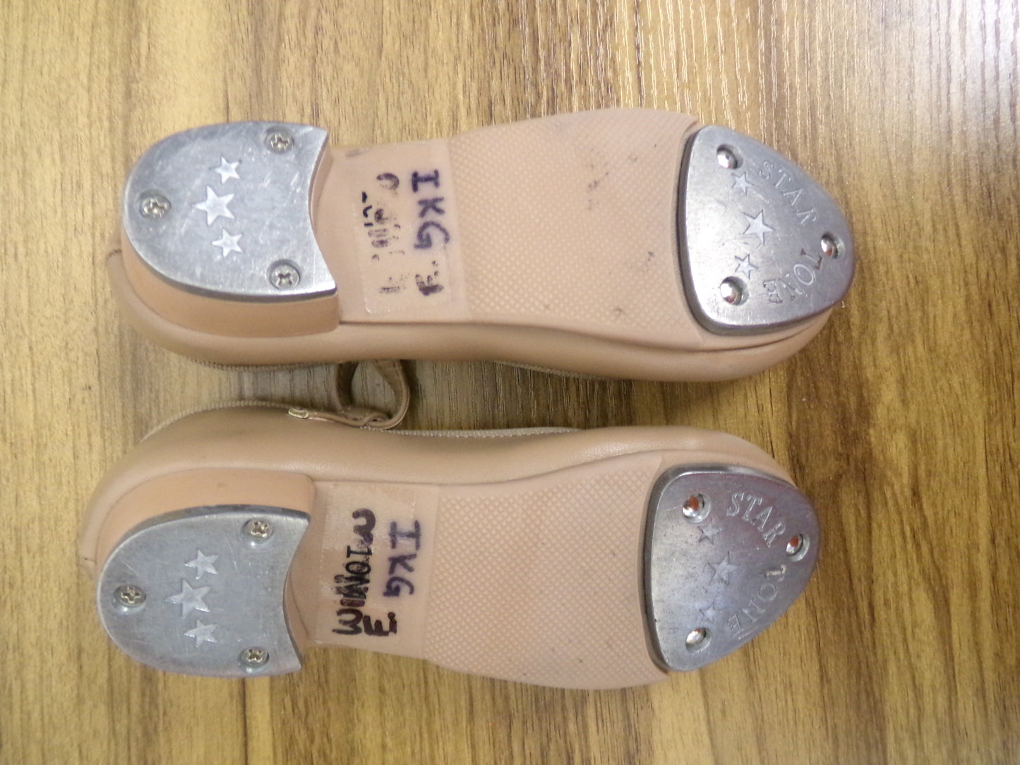 Dance Tap Shoes Danshuz 534 Toddler 10M Tan Mary Jane Easy Strap