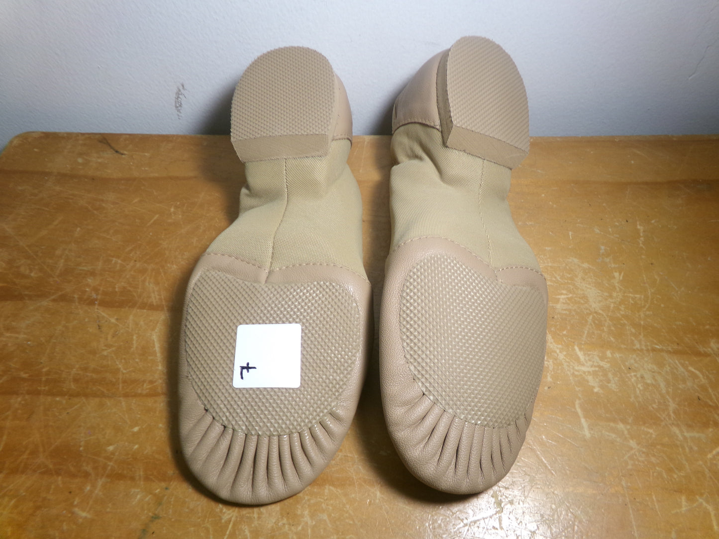 Pre-Owned Jazz Shoes Bloch 7M Adult Tan Leather Slip On Split Sole