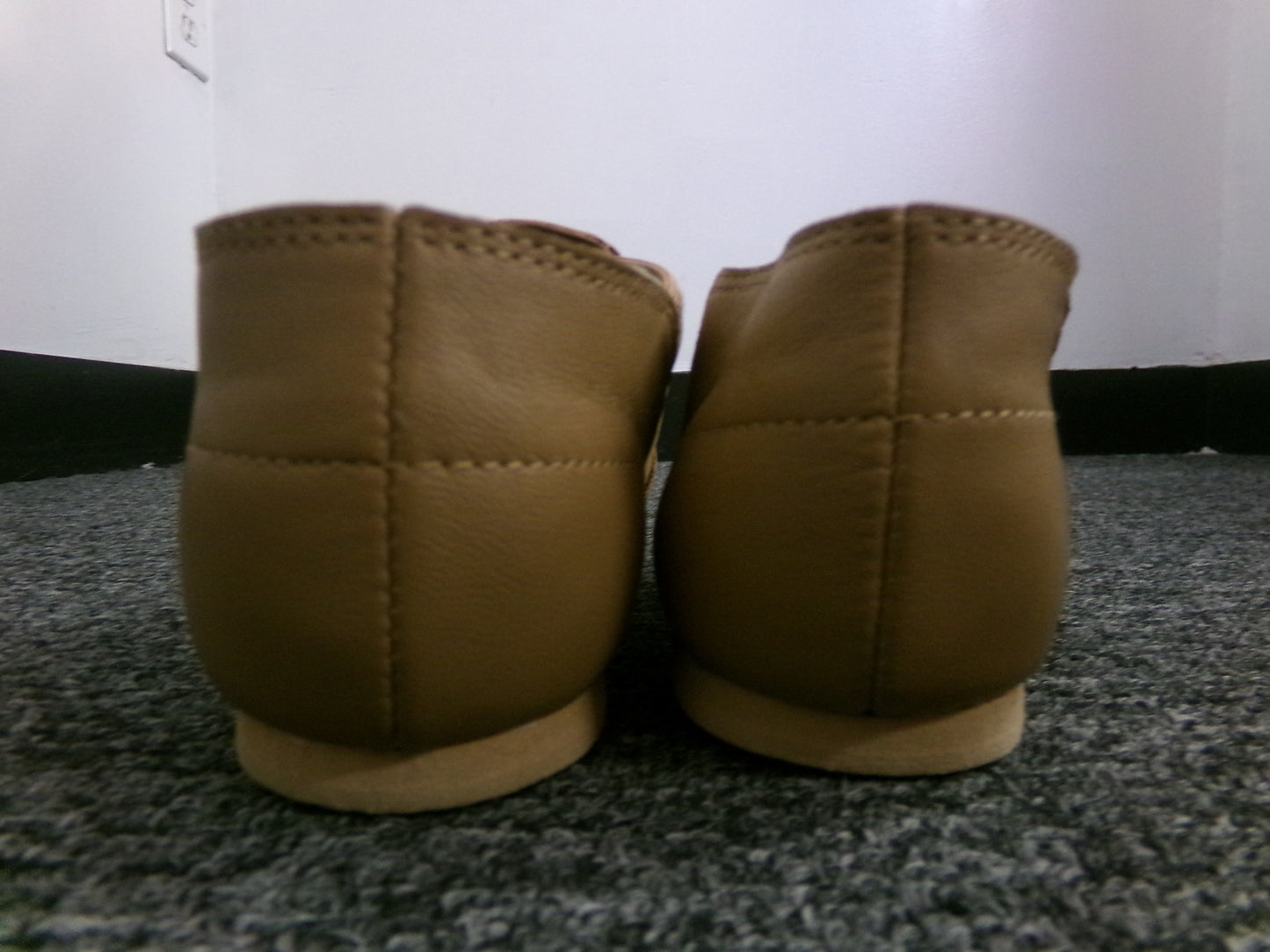 Pre-Owned Jazz Shoes Dance Class Girls 6M AdultSlip On Leather Split Sole