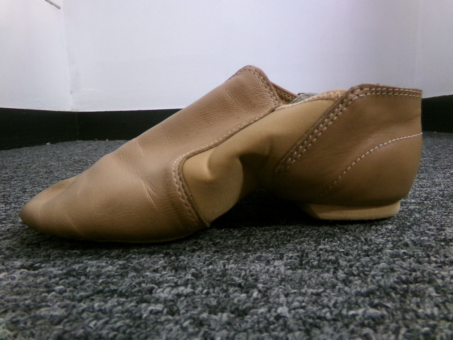 Pre-Owned Jazz Shoes Dance Class Girls 3M Slip On Leather Split Sole
