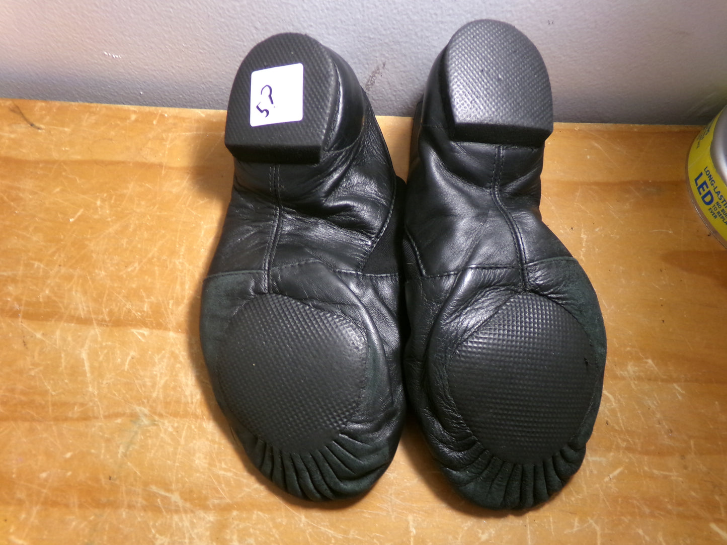 Pre-Owned Jazz Shoes Bloch 5.5M Adult Black Leather Slip On Split Sole
