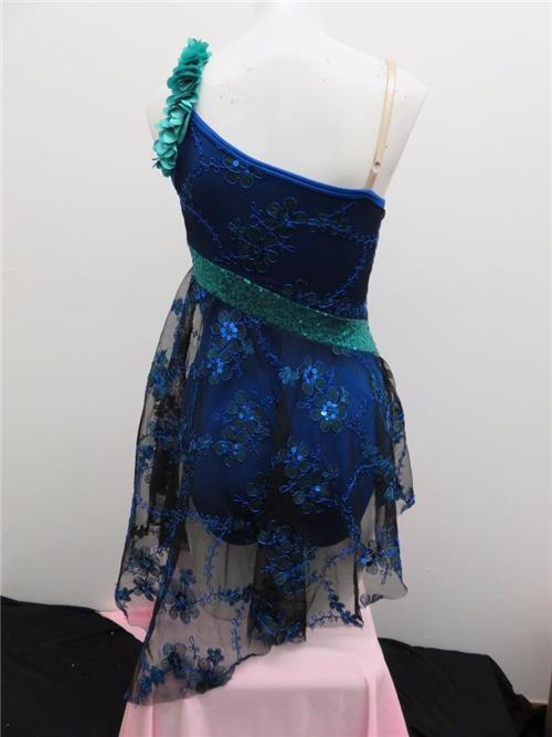 Pre-Owned Costume Curtain Call  E676 Medium Adult Blue  Lyrical Sequin