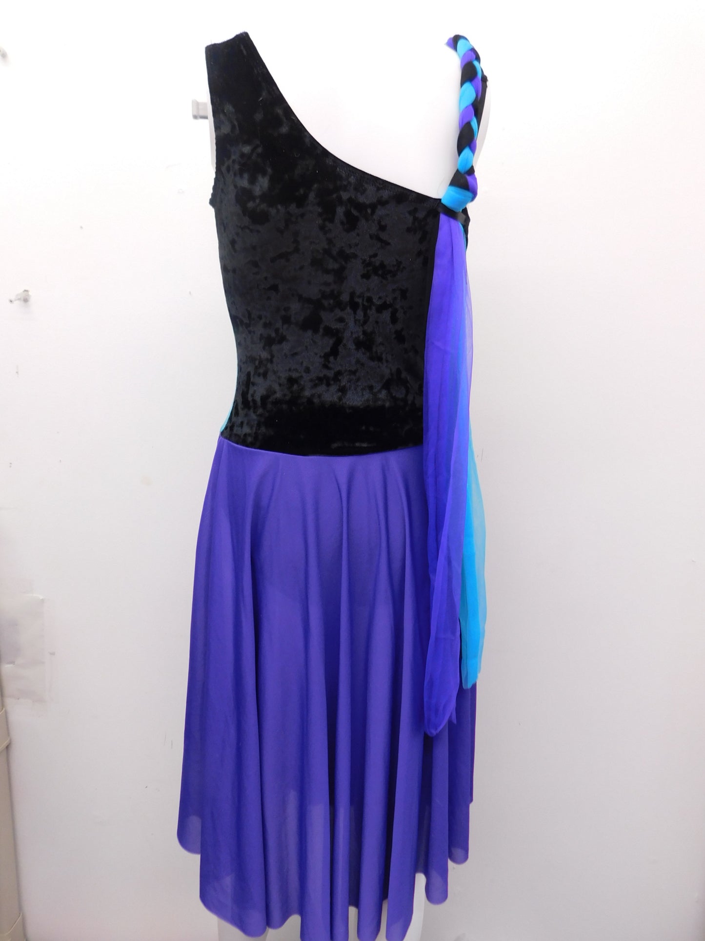 Pre-Owned Costume Dansco   Large Child  Purple Dress Lyrical Rhinestones