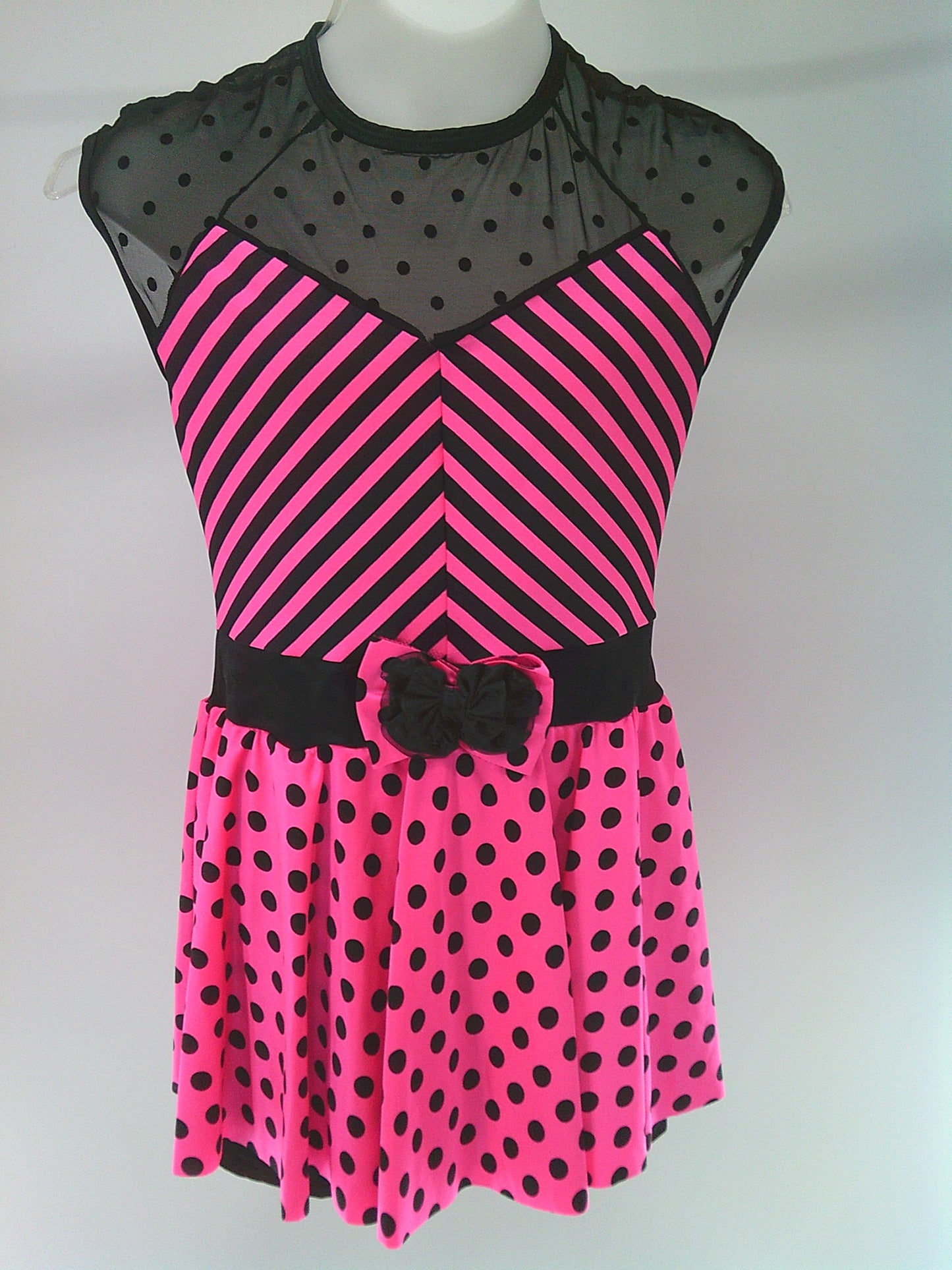 Pre-Owned Costume Small Adult Pink Curtain Call E1794 Jazz Tap Clogging Musical Theater Polka Dots Biketard Sequin