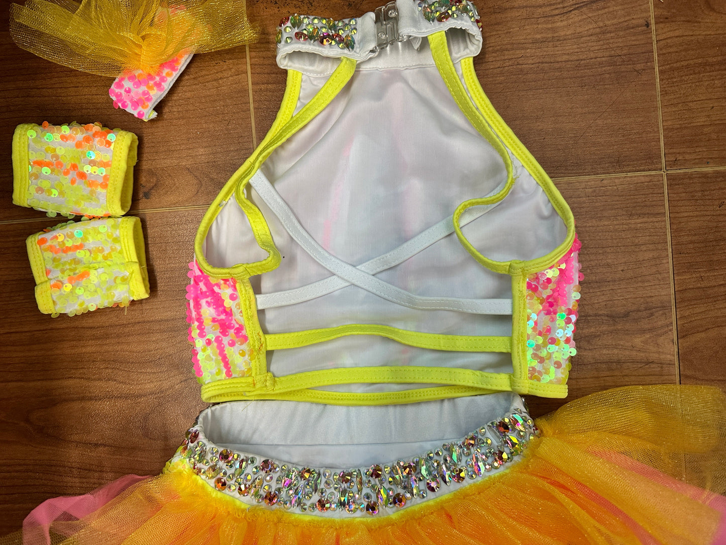 Pre-Owned Costume XL Child Yellow Glamour Jazz Character Musical Theater Neon Sequin Tutu