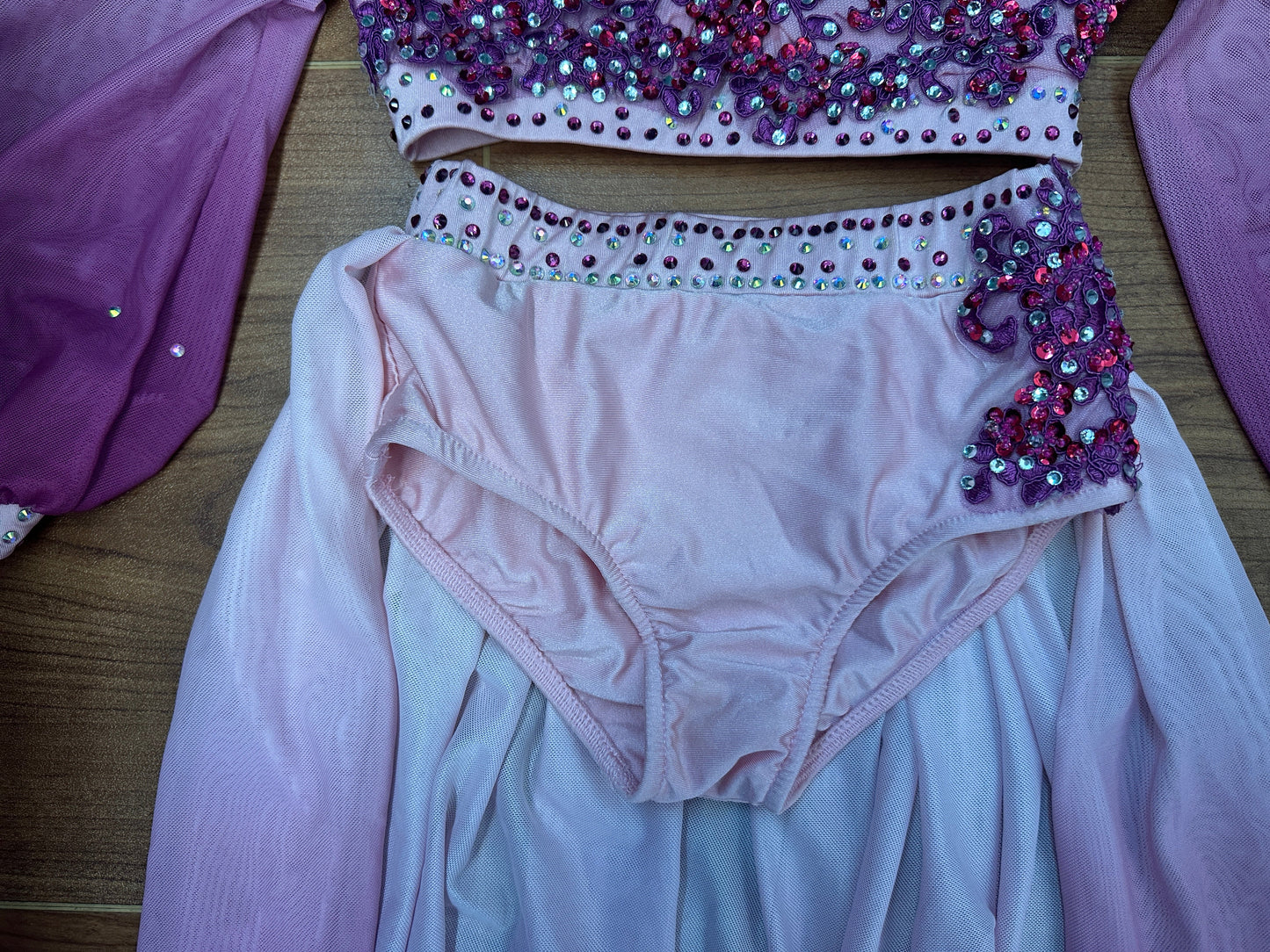 Pre-Owned Costume Medium Child Pink Glamour Lyrical Contemporary Ballet 2 pc Rhinestone Long sleeve