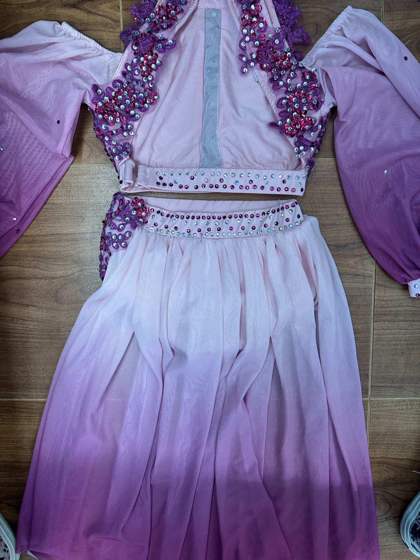 Pre-Owned Costume Medium Child Pink Glamour Lyrical Contemporary Ballet 2 pc Rhinestone Long sleeve