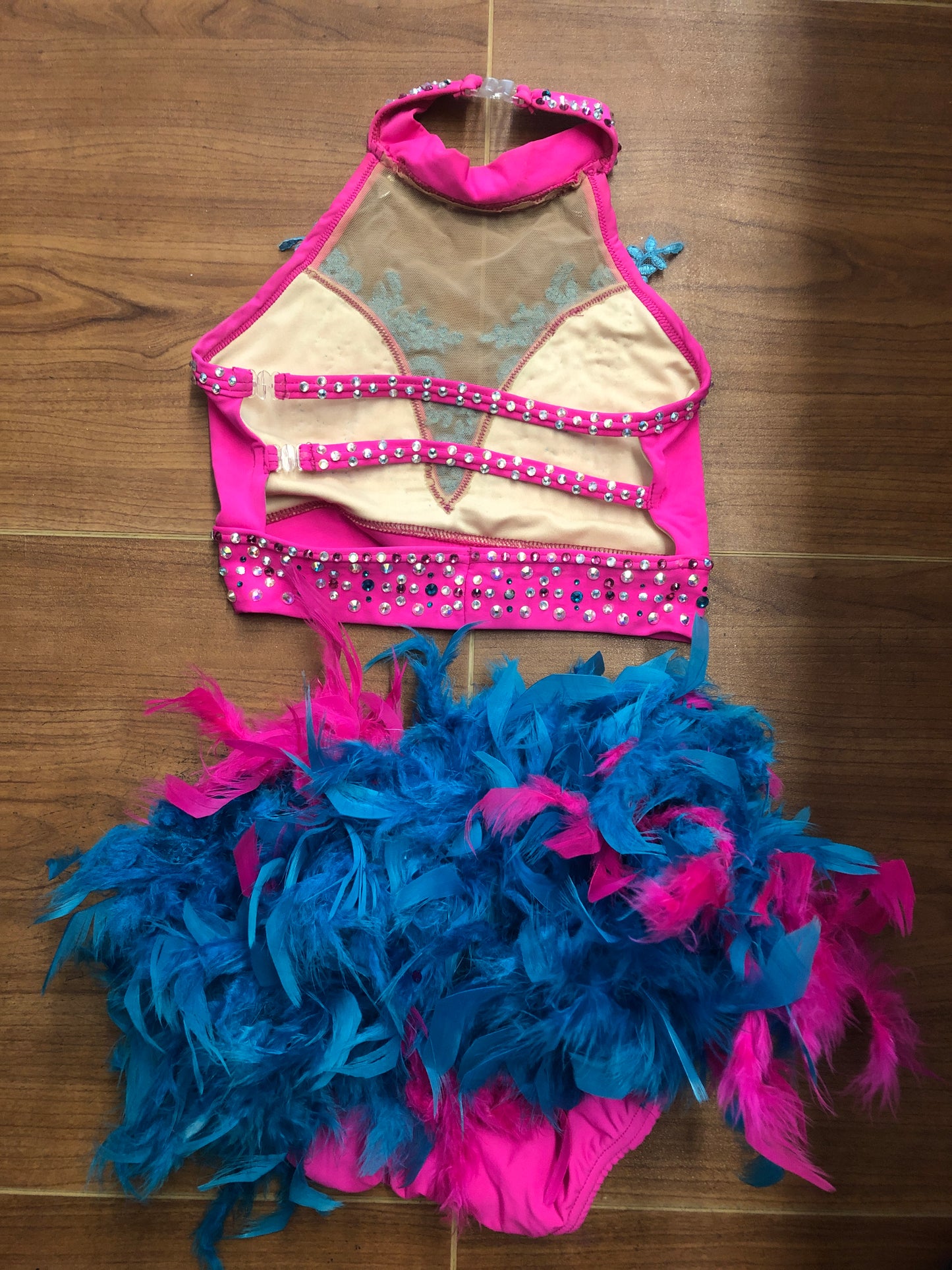 Pre-Owned Costume Small Child Pink Glamour Jazz Musical Theater Rhinestone 2 pc Feathers