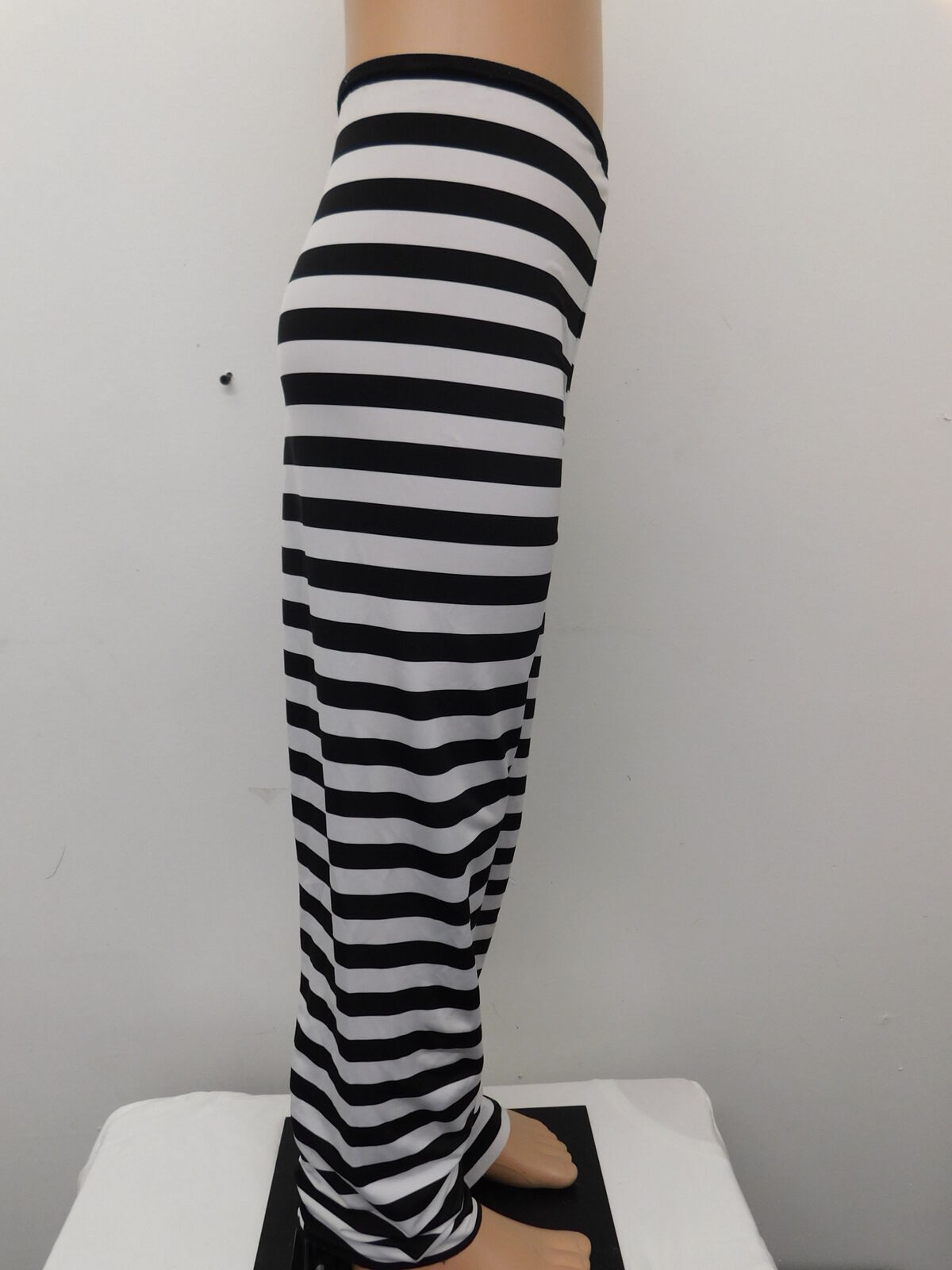 Pre-Owned Leggings Dansco   XL Child Black  Jazz