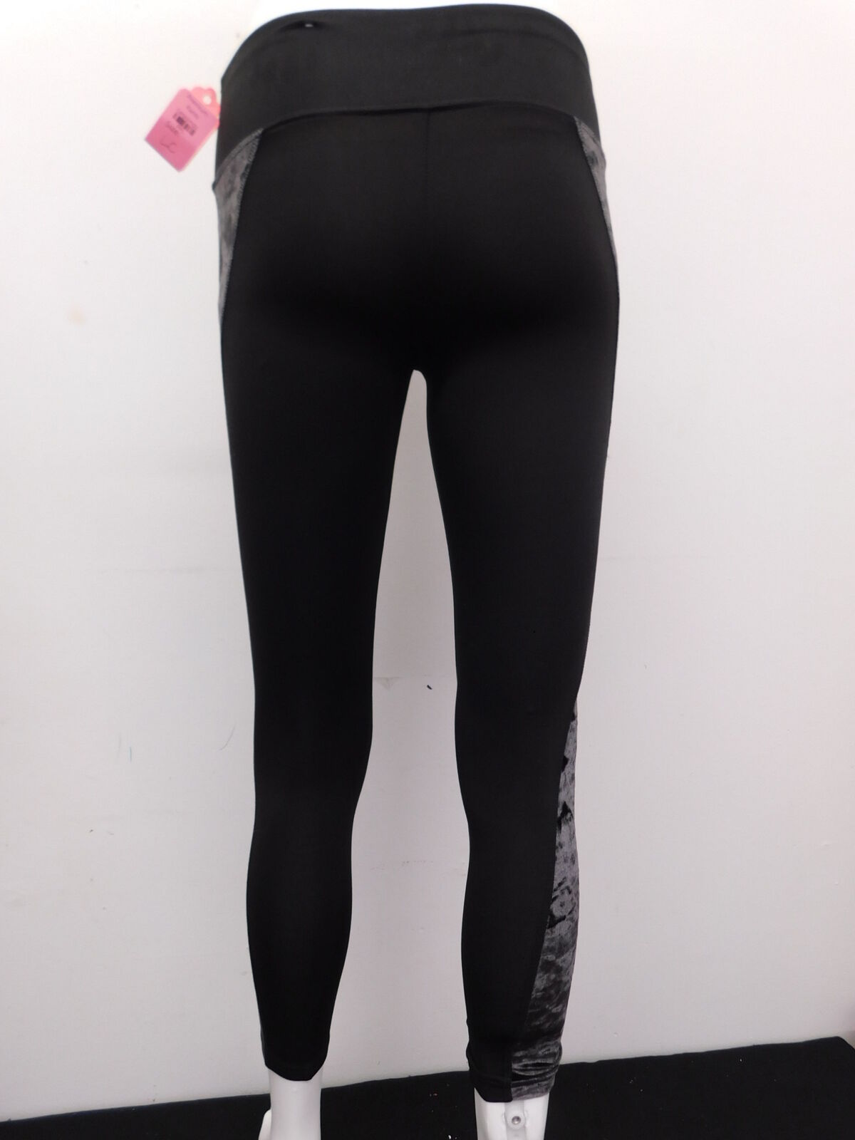 Pre-Owned Leggings Justice   Large Child Black  Jazz