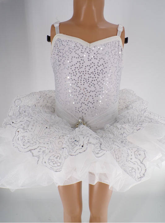 Pre-Owned Costume Gallery  17124 Small Child White  Ballet