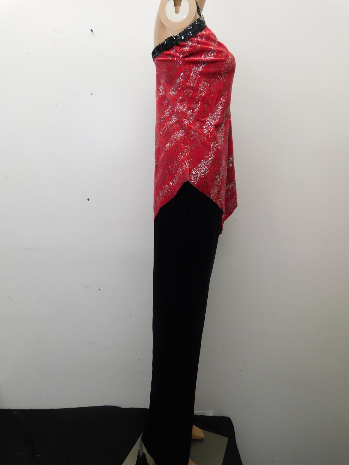 Pre-Owned Costume Dansco   Large Adult Red  Jazz