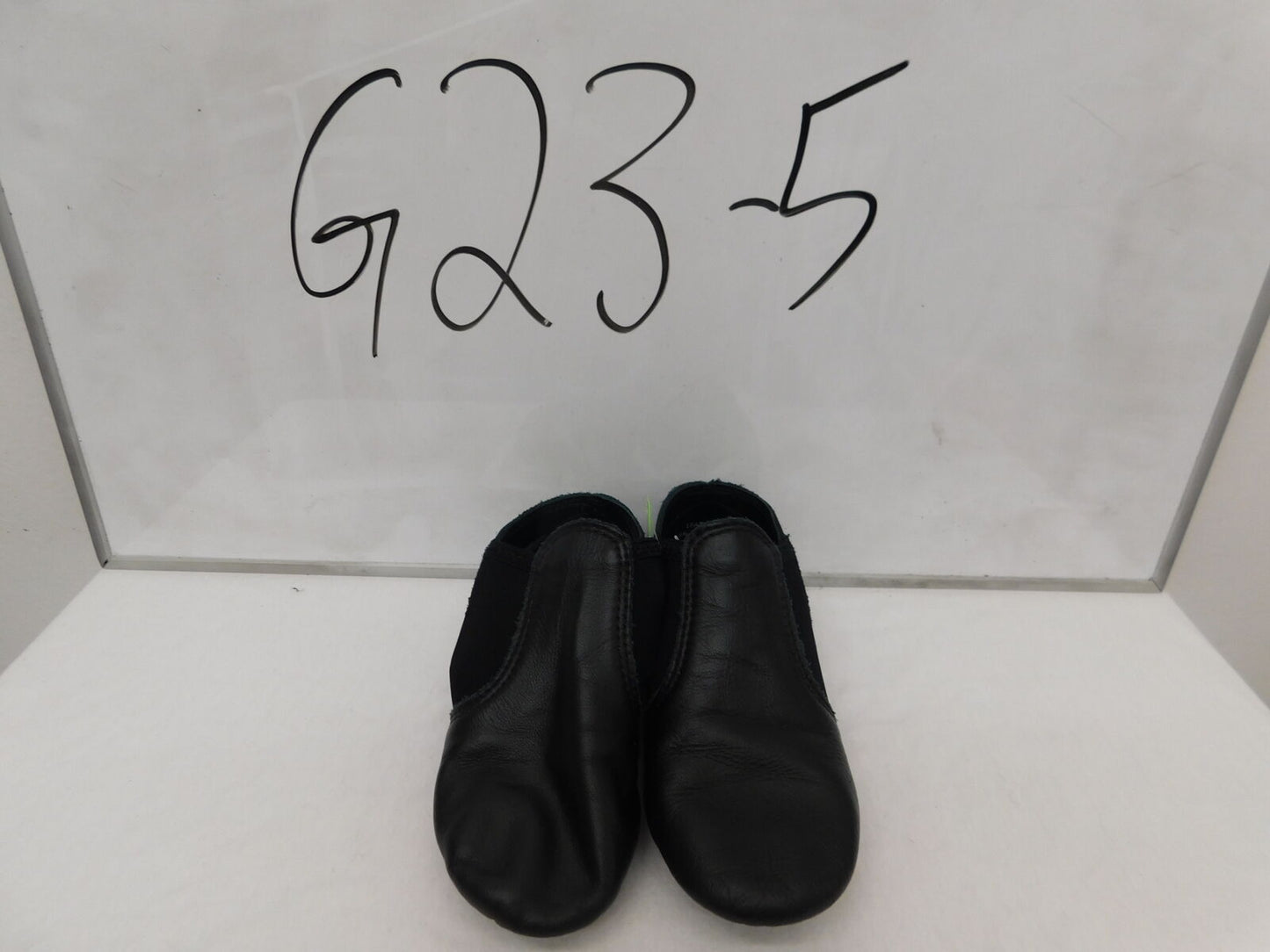 Pre-Owned Jazz Shoes Capezio Little Kid 12.5M  Leather Slip On