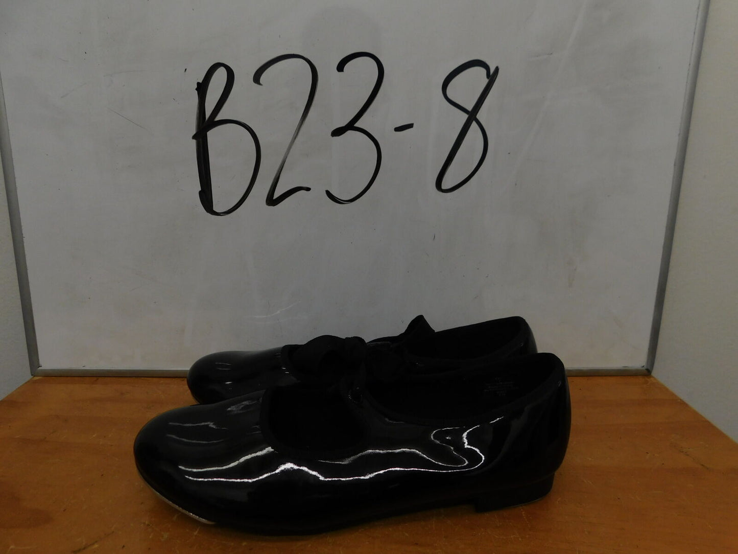 Pre-Owned Tap Shoes Dance Class Big Kid 4M Tyette Leather Ribbon Student