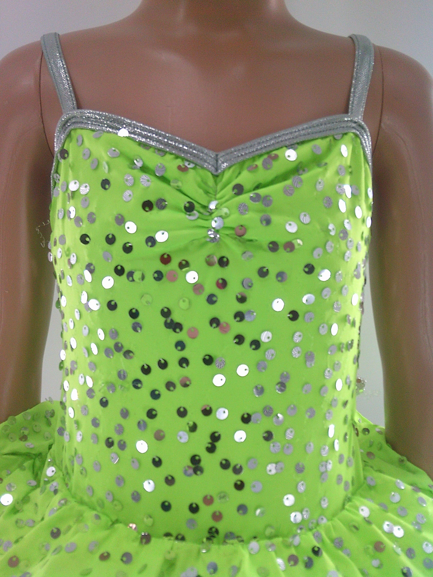 Pre-Owned Costume Costume Gallery  17319 Int Child  Green Dress  Jazz Sequin