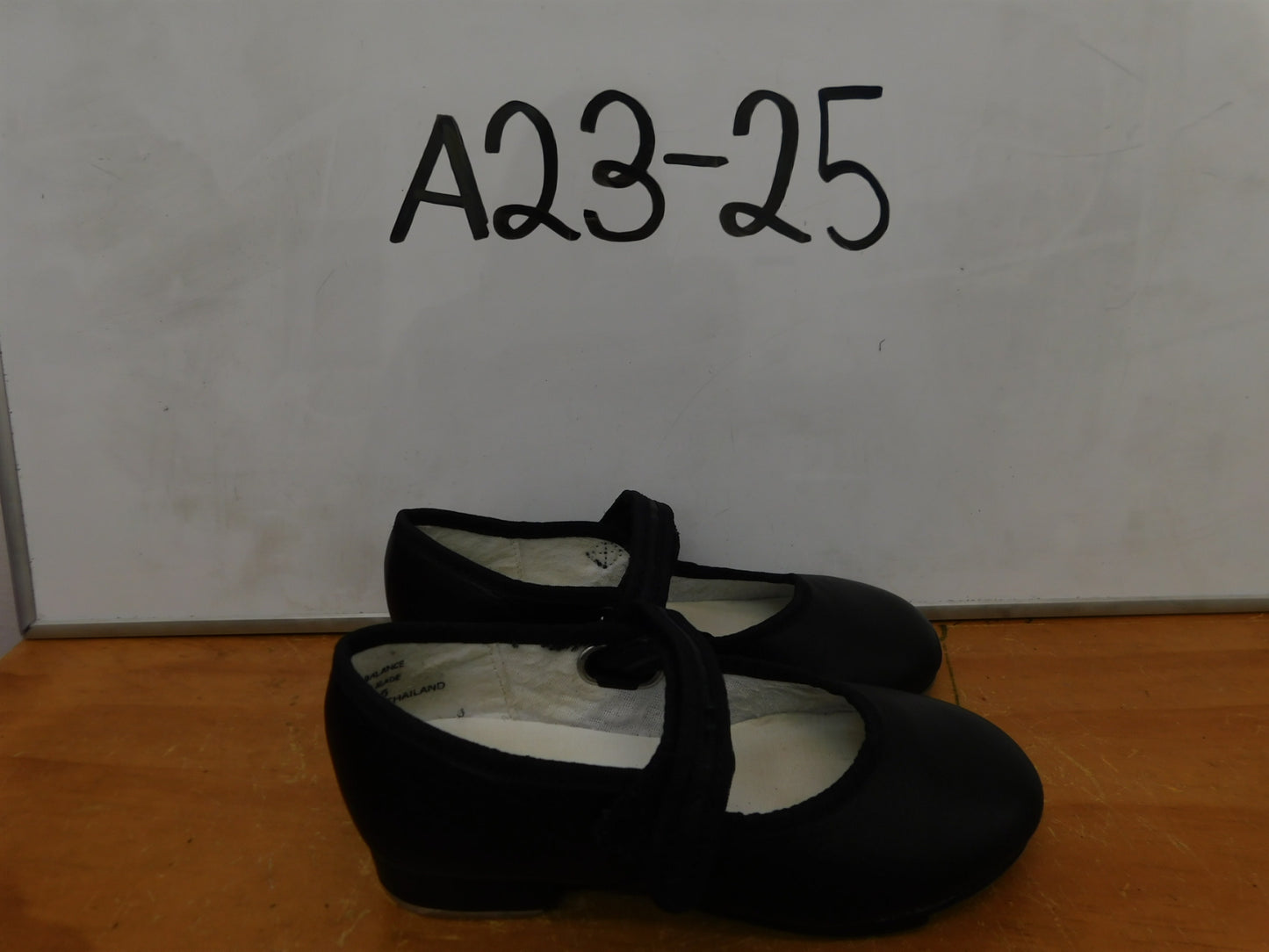 Pre-Owned Tap Shoes Revolution Little Kid 11  Leather