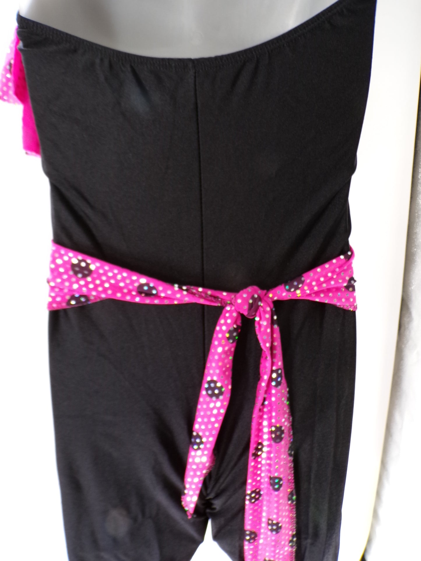 Pre-Owned Costume Leo's   Large Child Pink  Jumpsuit Jazz Sequin Disco