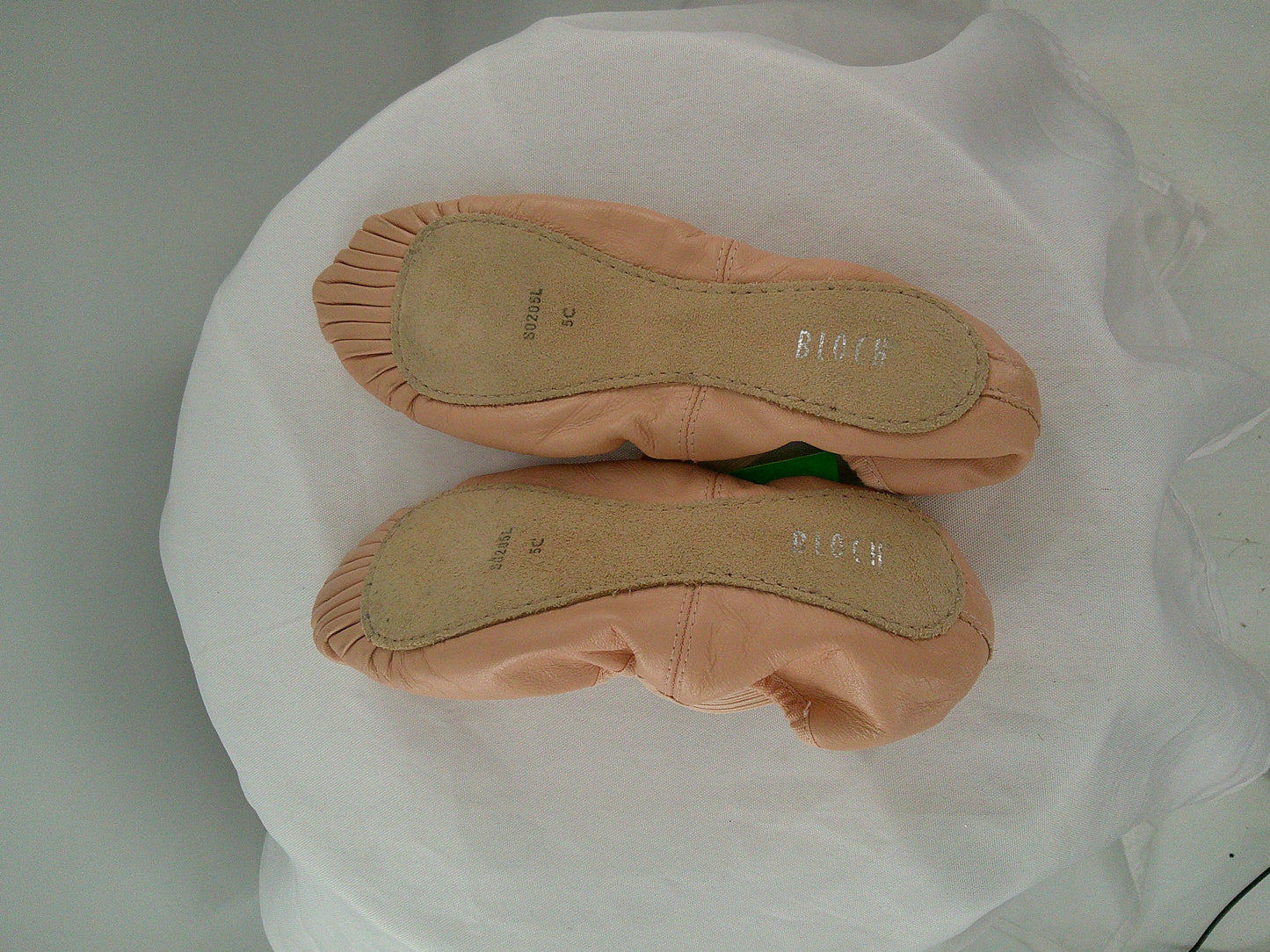 Pre-Owned Ballet Shoes Bloch Adult 5C Leather Single Strap Full Sole