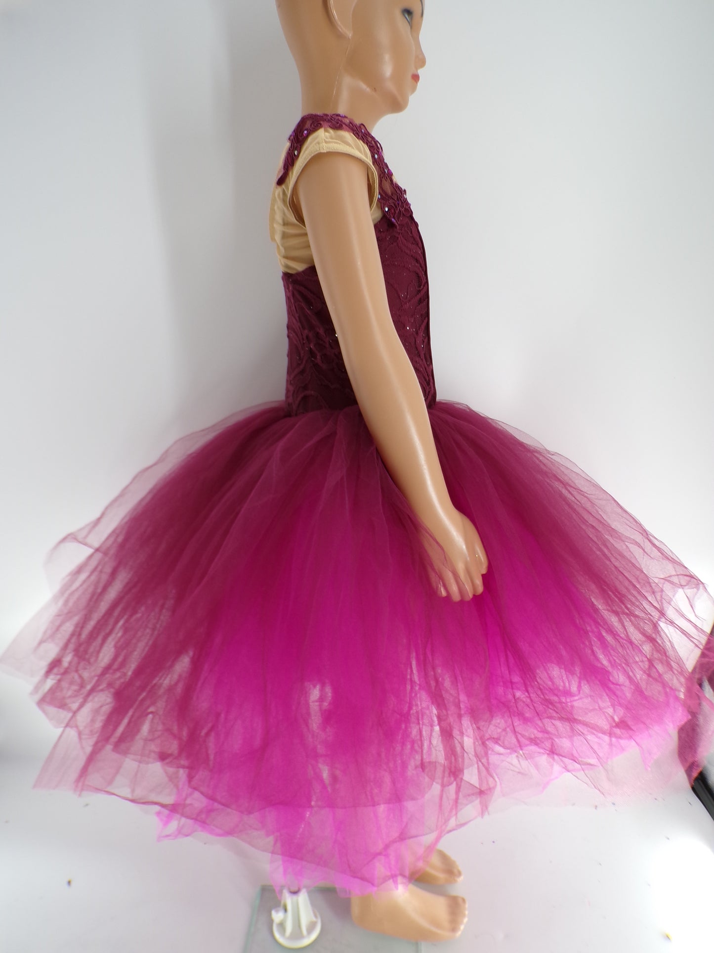 Pre-Owned Costume Gallery  20514 Medium Child Burgundy  Ballet