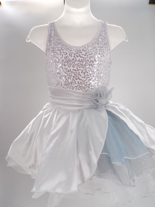 Pre-Owned Costume Curtain Call  E2328 Medium Child  Silver Tulle Skirt Jazz Sequin