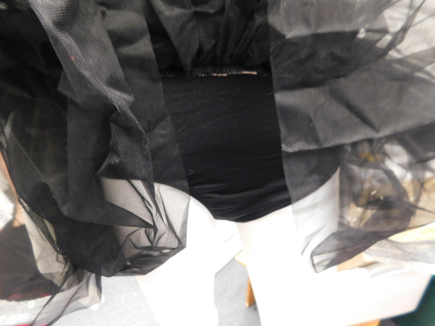 Pre-Owned Costume Large Adult Black Curtain Call E2307 Jazz Tap Clogging Musical Theater Sequin Dress Mesh