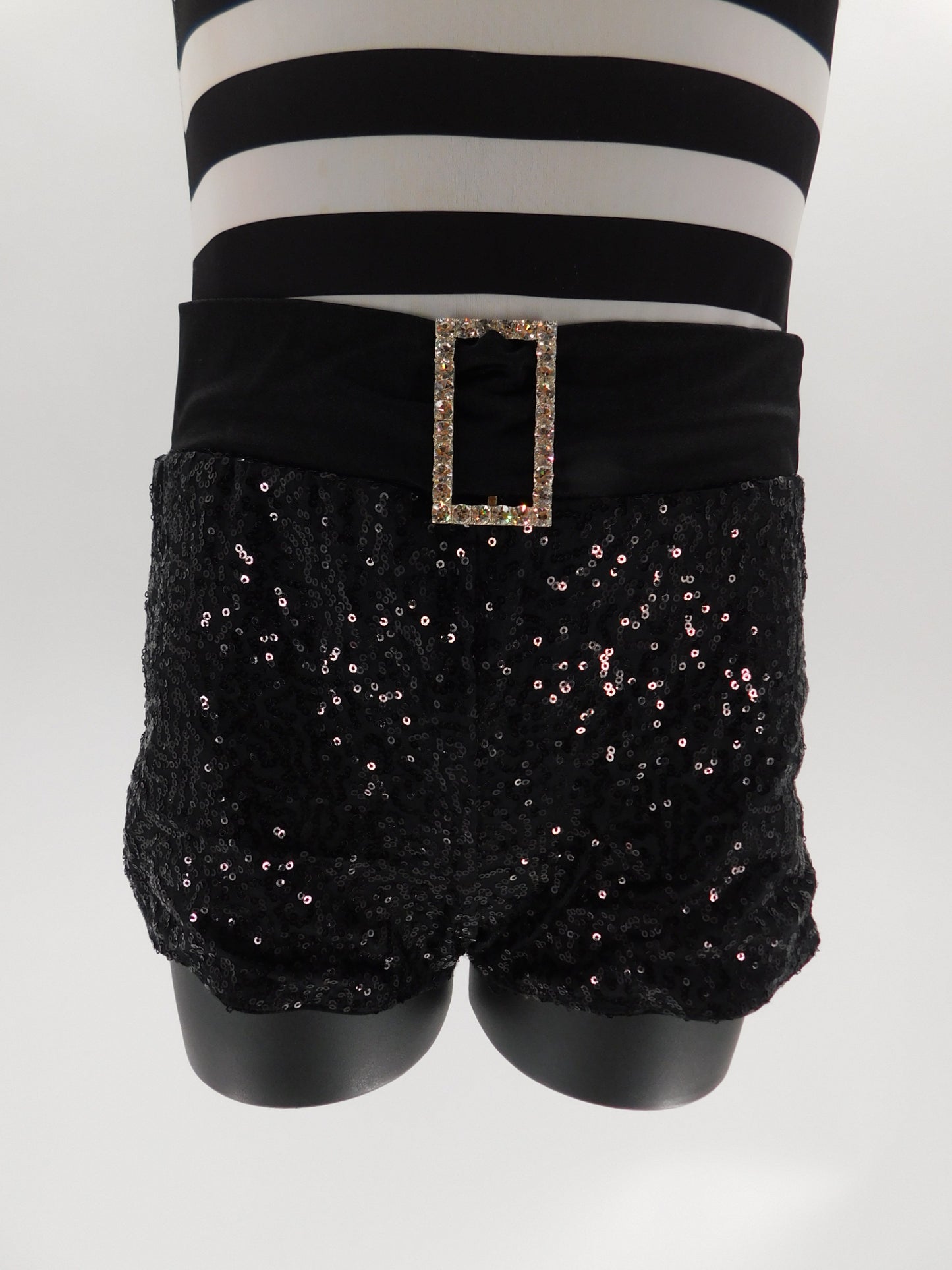 Pre-Owned Costume Revolution  414 Large Child Black  Jazz