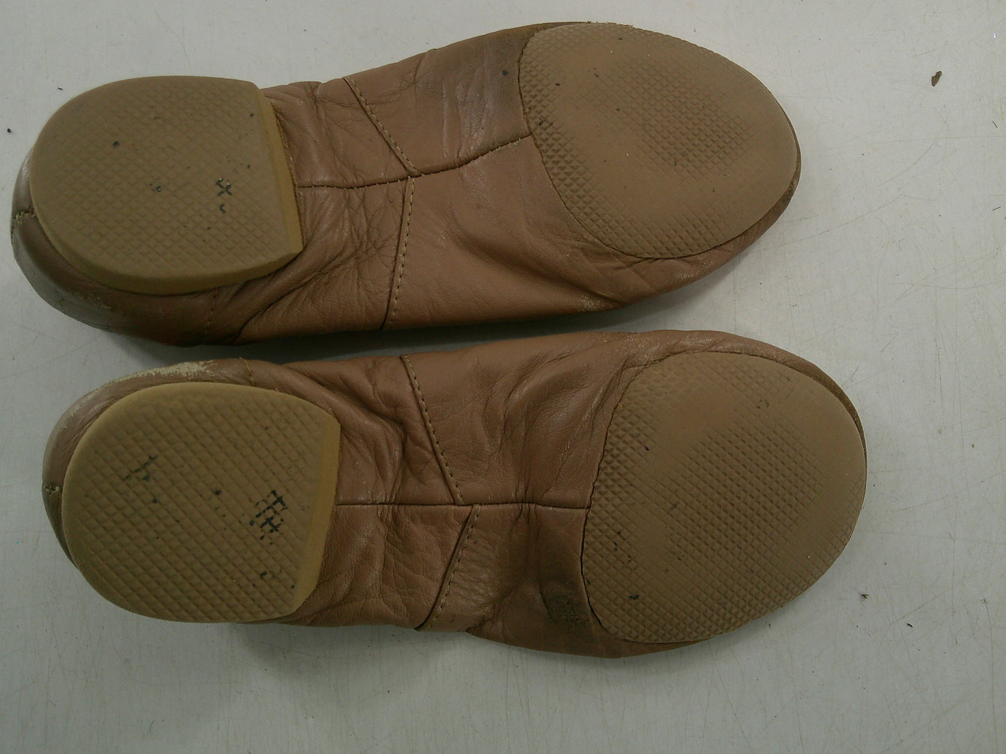 Pre-Owned Jazz Shoes Dancing Fair Kids 3M Leather Full Sole