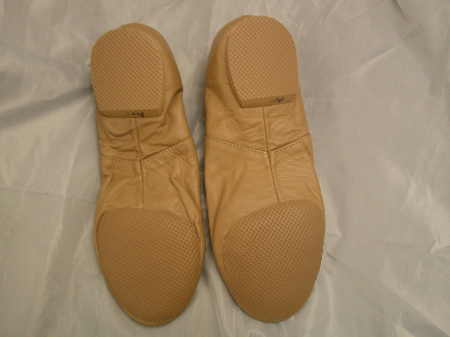 Pre-Owned Jazz Shoes Dancing Fair Adult 6M Leather Full Sole